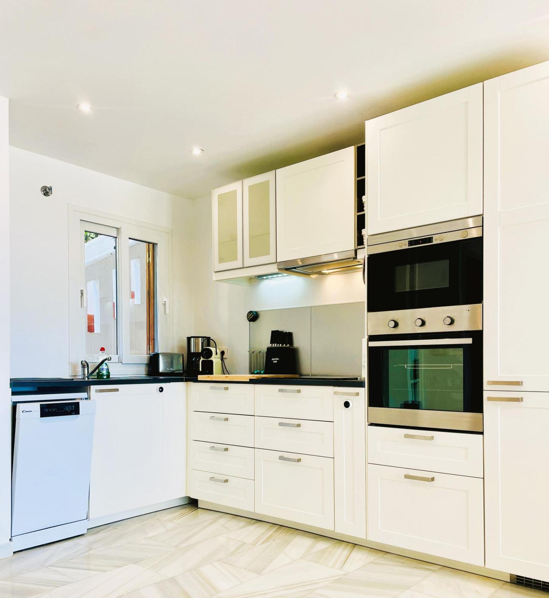 Modern Garden Apartment With A Fantastic Sea View And A Private Garden Sitio de Calahonda Buitenkant foto